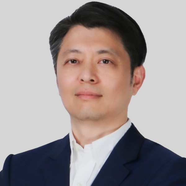 Michael Yin